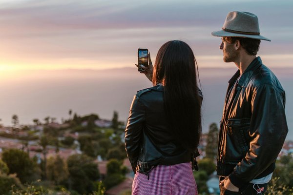 Comment organiser une visite des châteaux médiévaux en Écosse?