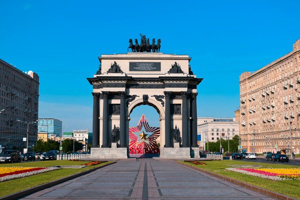 Quelles croisières offrent des ateliers de création de parfums avec des experts en France?